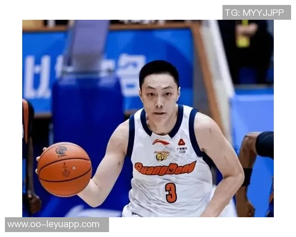 胡明轩末节发力连得11分助球队锁定胜局贡献全面数据正负值显著提升